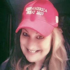 Meet your Posher, Yvonne